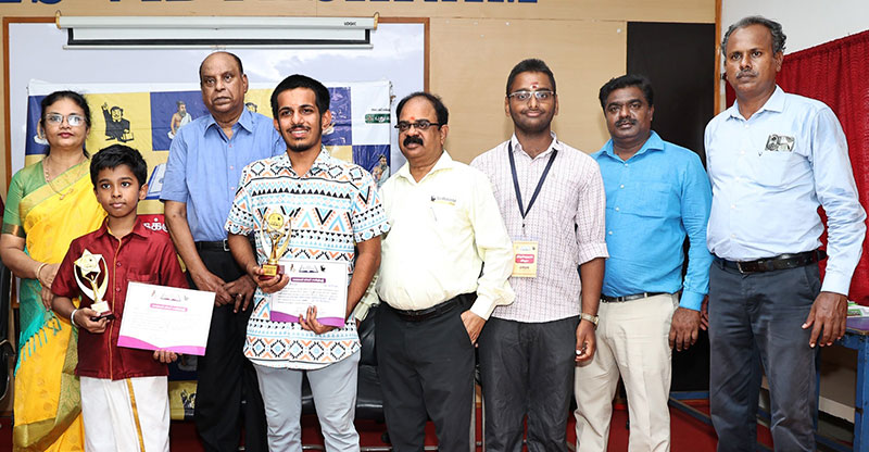 Thirukkural competition organized by the Shriram Ilakkiya Kazhagam – Former Tamil Nadu DGP AX Alexander presented prizes to and commended the winners