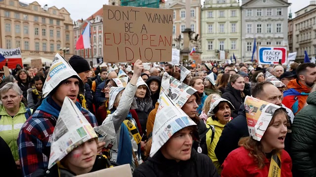 Thousands Protest Against Government Funding Plan for Public Broadcasters in Czech Republic