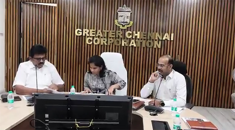 வடகிழக்குப் பருவமழை முன்னெச்சரிக்கை நடவடிக்கைகள் – மேயர் பிரியா ராஜன் தலைமையில் ஆய்வுக் கூட்டம்