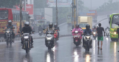 சென்னை உட்பட 10 மாவட்டங்களில் மதியம் 1 மணி வரை மழைக்கு வாய்ப்பு!
