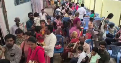 விஜயதசமி திருநாளை முன்னிட்டு மகா சரஸ்வதி கோயிலில் நடைபெற்ற வித்யாரம்பம் நிகழ்ச்சி கோலாகலமாக நடைபெற்றது