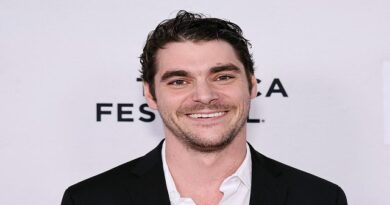 ‘Breaking Bad’ Actor RJ Mitte Dies at 34